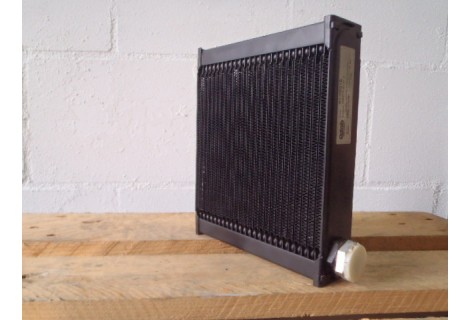 Oliekoeler 20 cm x 24 cm. Setrab. NOS.