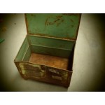 Stalen vintage magazijnbak plantenbak, bloembak 85 cm x 60 cm x 65 cm