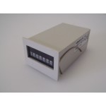 Hengstler 0 877 107  counter, P-24V DC 7DIG, new.