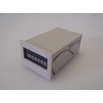 Hengstler 0 877 107  counter, P-24V DC 7DIG, new.