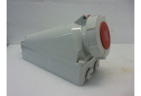 Mennekes Wcd 3p+n+a opbouw 34a/400v