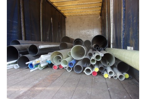 Partij kunststof buizen industrieel.