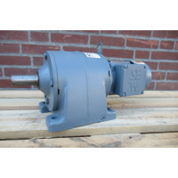 7 RPM 0,18 KW Asmaat 30 mm. 500V Unused