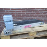 30 cm breed, 101 cm lengte. Gebruikt.