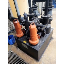 Arveon volautomatische afvalwaterpompunit. Fecaliënpomp. Gebruikt