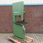 Vertikale lintzaagmachine, merk N'RA. lintzaag.