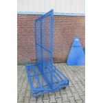 Metalen transportkar 