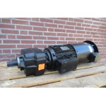 .1090 RPM  (120 Hz ) 18,5 KW 157 Nm Asmaat 35 mm. NEW.