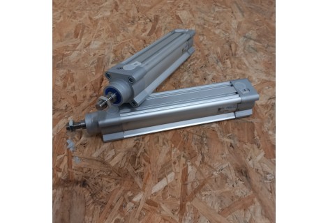  Boring 40 Slag 160 FESTO DSBC-40-160-PPVA-N3. NEW