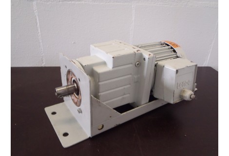 64 RPM 0.25 KW  flens.  Lenze, gebruikt