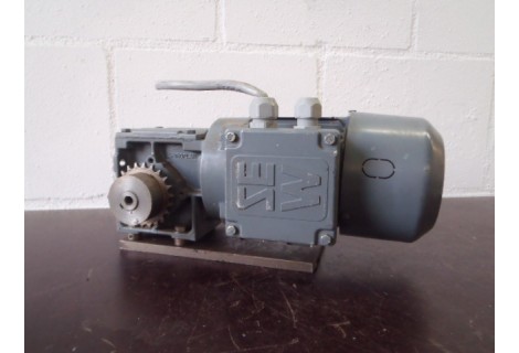 46 RPM 0,18 KW SEW eurodrive, used.